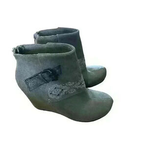 OTBT Robertson Soft Grey Ankle Booties Platforms, size 7